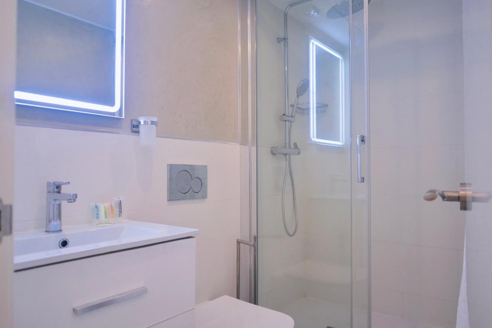 Myra Apart-Hotel Marbella Bagian luar foto