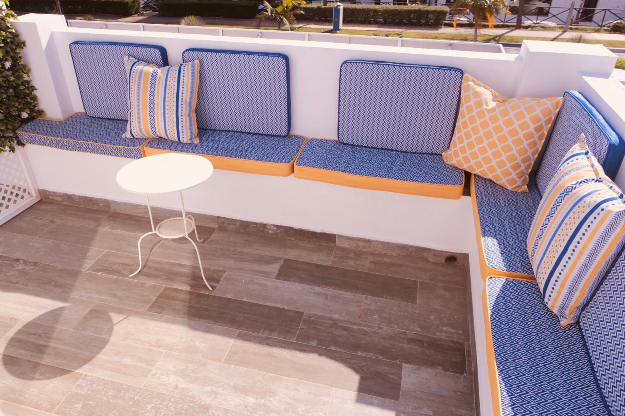 Myra Apart-Hotel Marbella Bagian luar foto