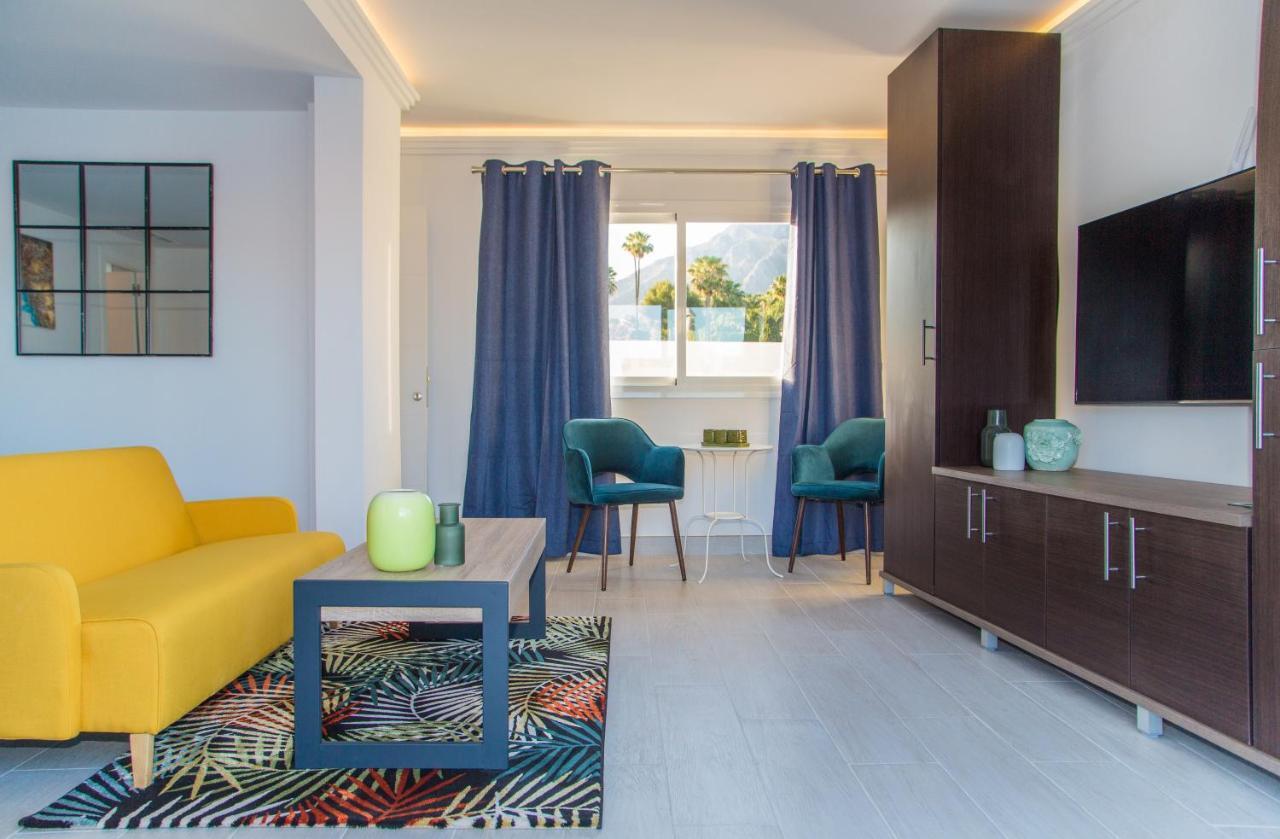 Myra Apart-Hotel Marbella Bagian luar foto