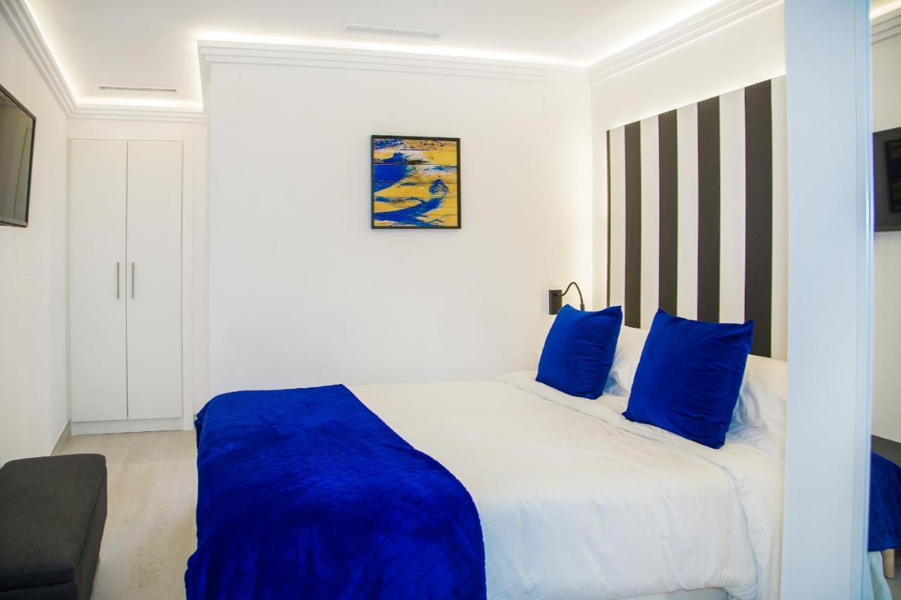 Myra Apart-Hotel Marbella Bagian luar foto